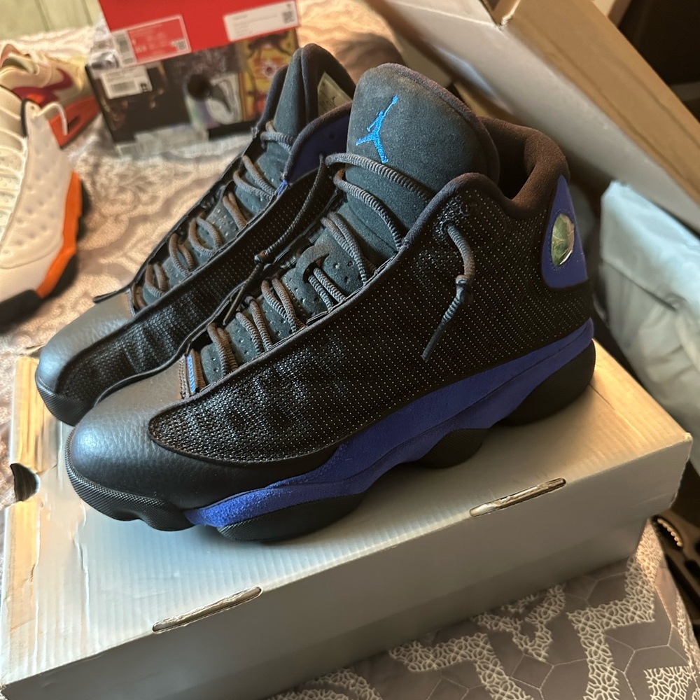 Jordan 13 Retro. Size 9!